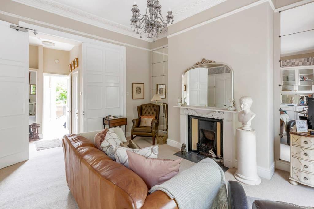 Ferienwohnung Beautiful Studio With Private Outside Terrace Bath Exterior foto